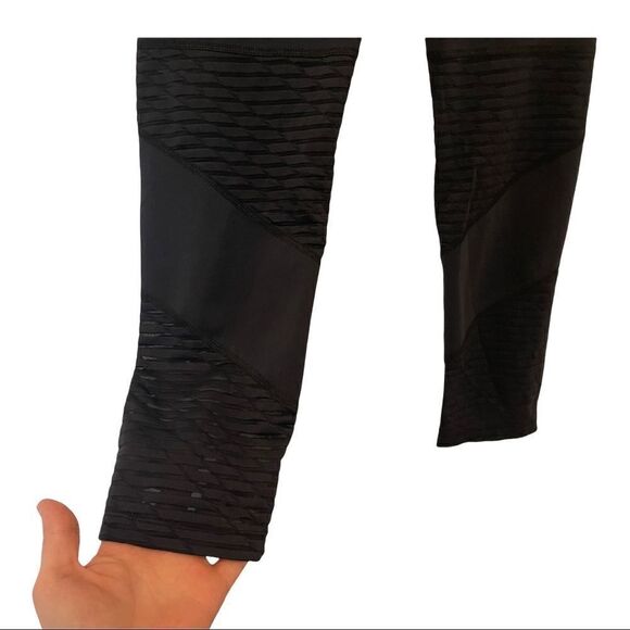 Alala Horizon Crop leggings in size S - Picture 9 of 14